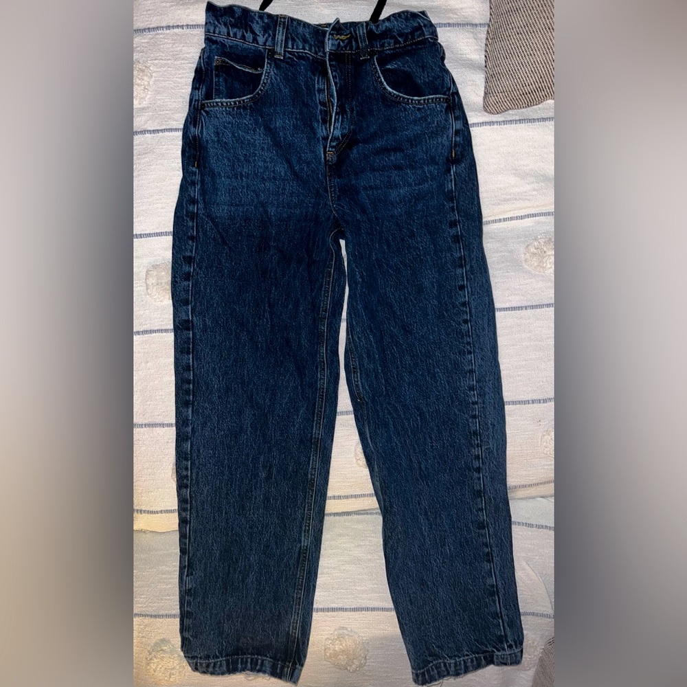 BDG Carter navy jeans. W 25 L 32, size M